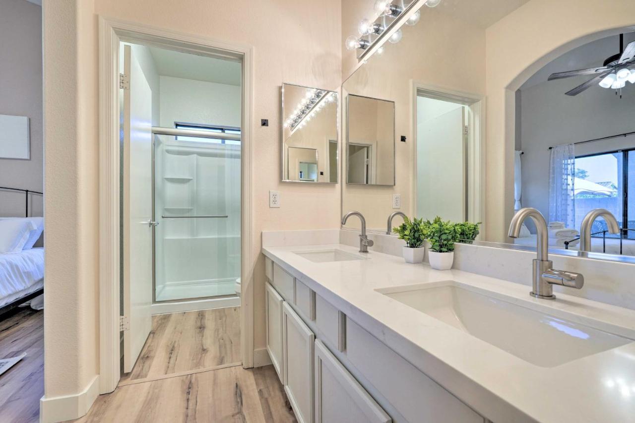 Sunlit Peoria Vacation Rental With Private Yard Εξωτερικό φωτογραφία