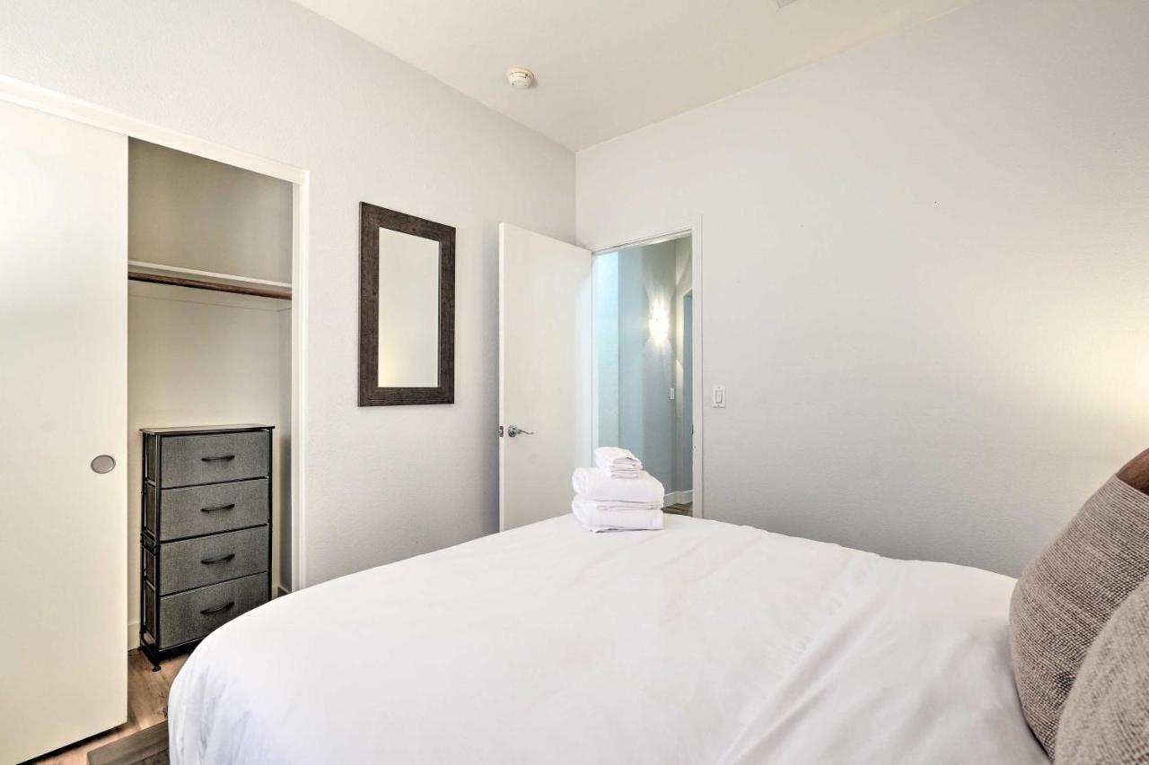 Sunlit Peoria Vacation Rental With Private Yard Εξωτερικό φωτογραφία